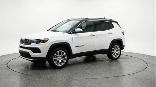Bright White Clearcoat 2025 Jeep Compass Limited