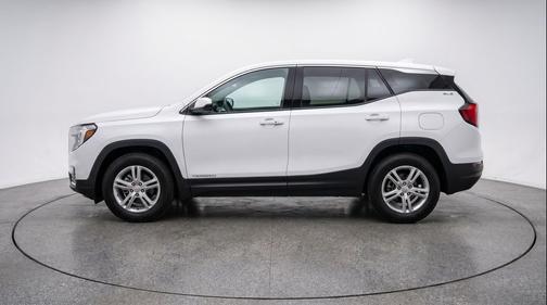 Summit White 2024 GMC Terrain SLE