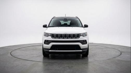 Bright White Clearcoat 2025 Jeep Compass Limited