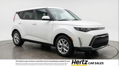 Snow White Pearl 2025 Kia Soul LX