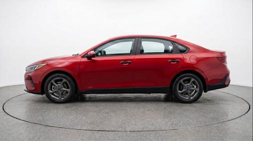 Currant Red 2025 Kia K4 LXS