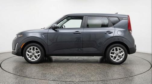 Gravity Gray 2025 Kia Soul LX