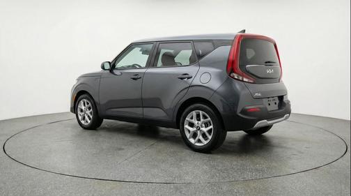 Gravity Gray 2025 Kia Soul LX