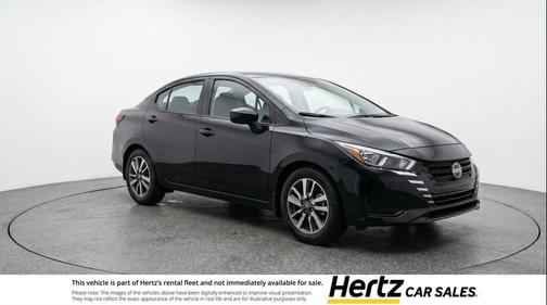 Super Black 2025 Nissan Versa 1.6 SV