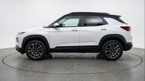 Summit White 2025 Chevrolet Trailblazer LT