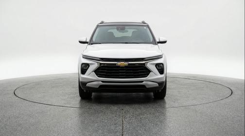 Summit White 2025 Chevrolet Trailblazer LT