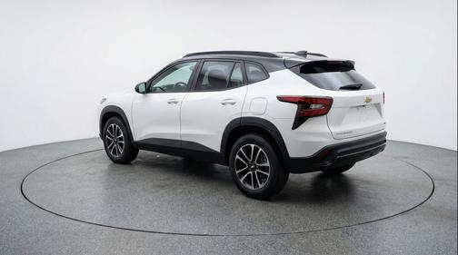 Summit White 2025 Chevrolet Trailblazer LT