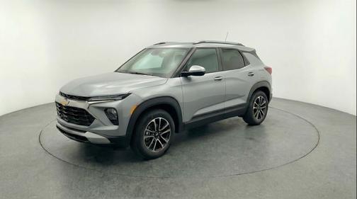 Sterling Gray Metallic 2025 Chevrolet Trailblazer LT