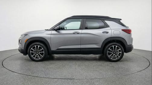 Sterling Gray Metallic 2025 Chevrolet Trailblazer LT