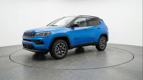 Hydro Blue Pearlcoat 2025 Jeep Compass Trailhawk