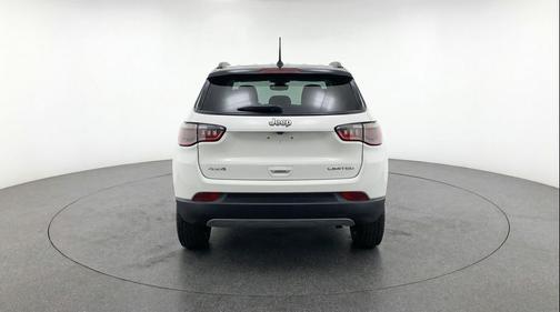 Bright White Clearcoat 2025 Jeep Compass Trailhawk