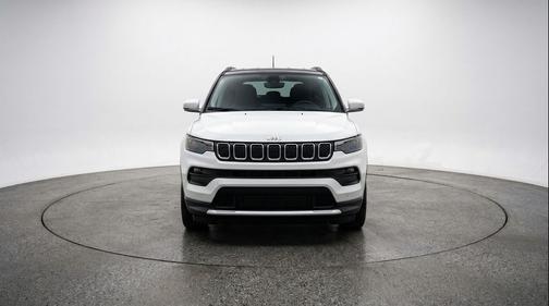 Bright White Clearcoat 2025 Jeep Compass Limited
