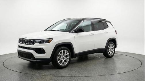 Bright White Clearcoat 2025 Jeep Compass Limited