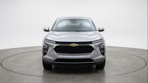 Sterling Gray Metallic 2025 Chevrolet Trax LT