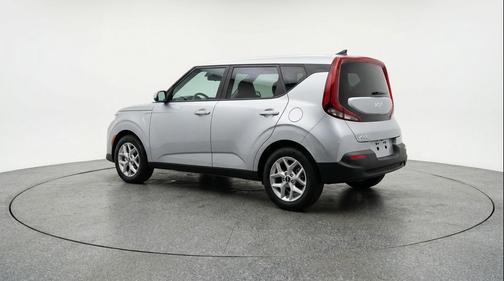 Steel Gray 2025 Kia Soul LX