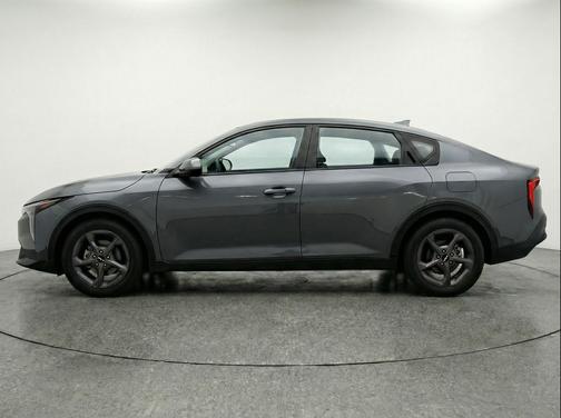 Interstellar Gray 2025 Kia K4 LXS