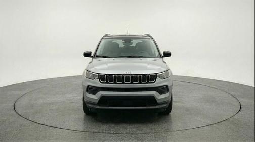 Silver Zynith Metallic Clearcoat 2025 Jeep Compass Limited