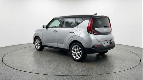 Steel Gray 2025 Kia Soul LX