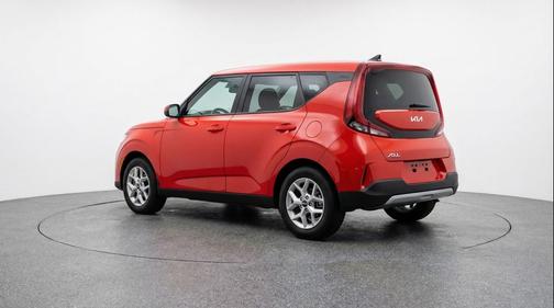 Inferno Red 2025 Kia Soul LX