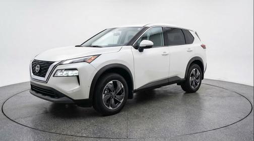 Everest White Pearl Tricoat 2025 Nissan Rogue SV