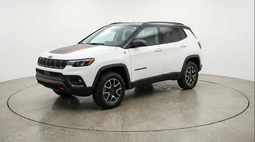 Bright White Clearcoat 2025 Jeep Compass Trailhawk