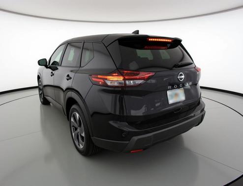 Super Black 2025 Nissan Rogue SV
