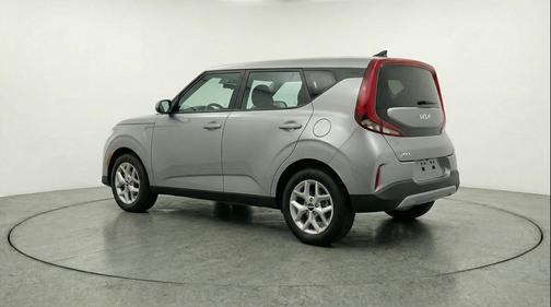 Gravity Gray 2025 Kia Soul LX