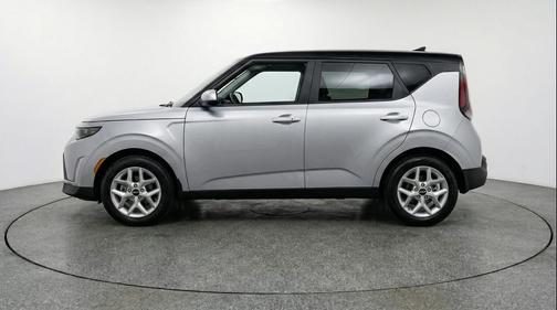 Steel Gray 2025 Kia Soul LX