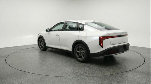 Snow White Pearl 2025 Kia K4 LXS