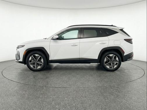 Serenity White Pearl 2025 Hyundai TUCSON SEL