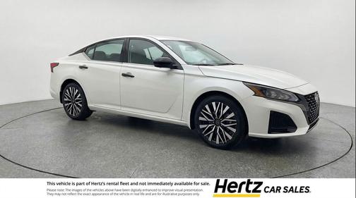 Glacier White 2025 Nissan Altima SV FWD