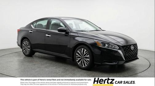 Super Black 2025 Nissan Altima SV FWD