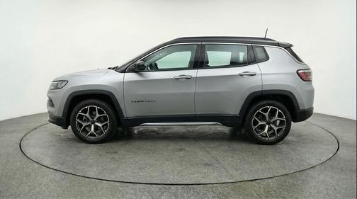 Silver Zynith Metallic Clearcoat 2025 Jeep Compass Limited