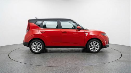 Mars Orange 2025 Kia Soul LX