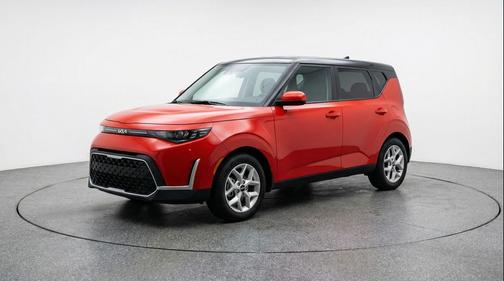 Mars Orange 2025 Kia Soul LX