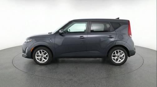 Gravity Gray 2025 Kia Soul LX