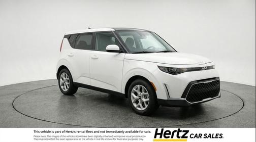 Snow White Pearl 2025 Kia Soul LX