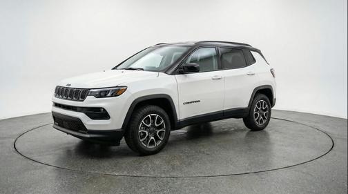 Bright White Clearcoat 2025 Jeep Compass Trailhawk