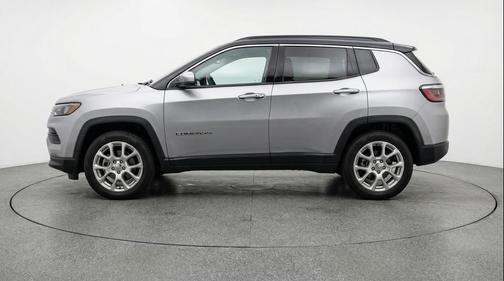 Silver Zynith Metallic Clearcoat 2025 Jeep Compass Limited