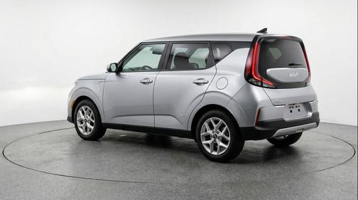 Steel Gray 2025 Kia Soul LX