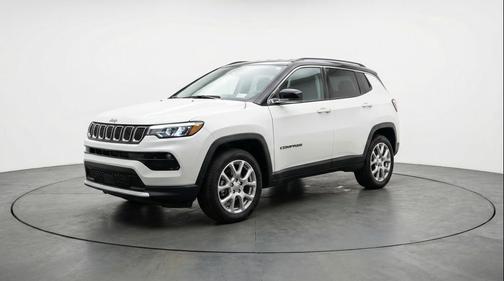 Bright White Clearcoat 2025 Jeep Compass Limited