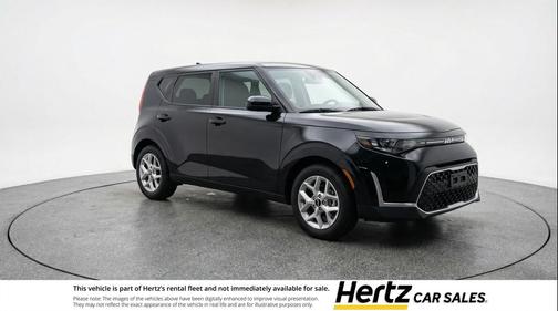 Fusion Black 2025 Kia Soul LX