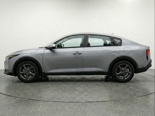 Steel Gray 2025 Kia K4 LXS