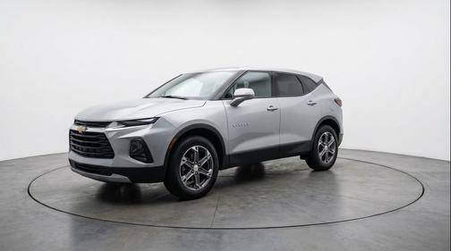 Sterling Gray Metallic 2025 Chevrolet Blazer 2LT