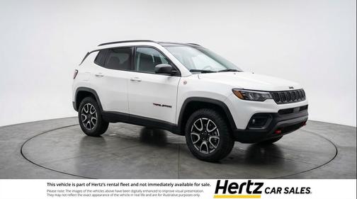 Bright White Clearcoat 2025 Jeep Compass Trailhawk