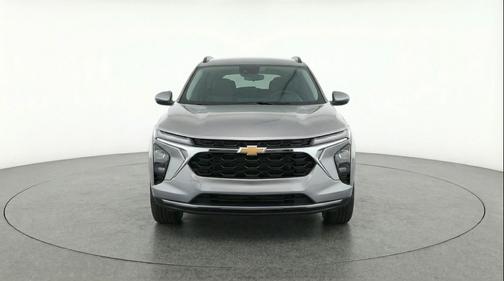 Sterling Gray Metallic 2025 Chevrolet Trax LT