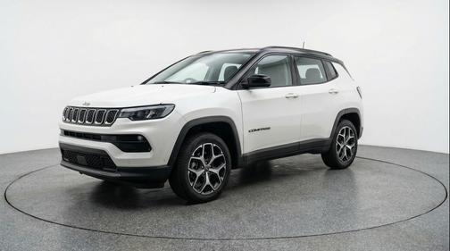 Silver Zynith Metallic Clearcoat 2025 Jeep Compass Limited