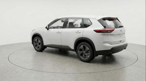 Everest White Pearl Tricoat 2025 Nissan Rogue SV