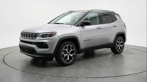 Silver Zynith Metallic Clearcoat 2025 Jeep Compass Limited