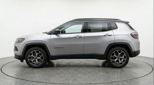 Silver Zynith Metallic Clearcoat 2025 Jeep Compass Limited